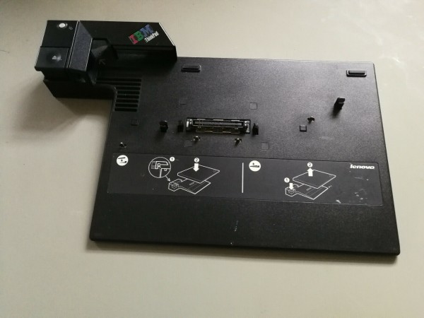 IBM/Lenovo Thinkpad Dockingstation 2505